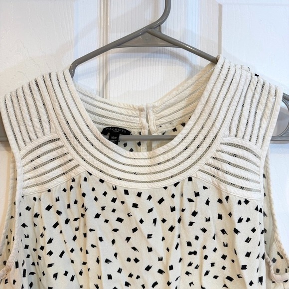 Talbots Woman16W Ivory & Black Sleeveless Textured Yoke Blouse Workwear - Picture 2 of 7